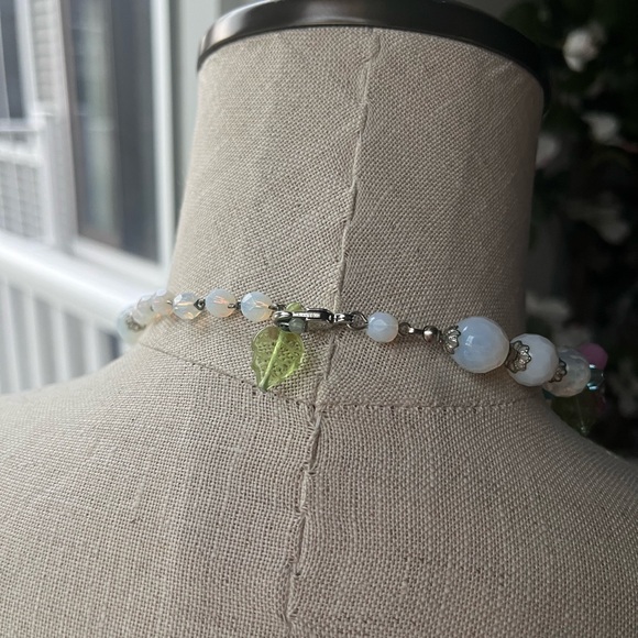 Vintage Beaded Necklace/Choker - Picture 5 of 6